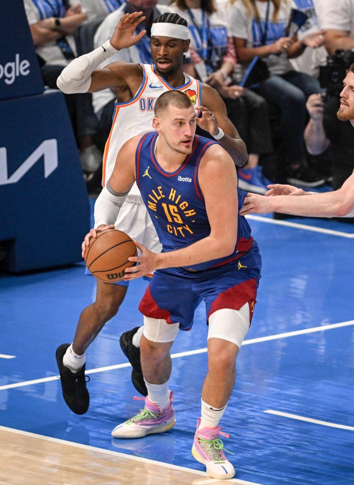 时在这两方 时在这两方